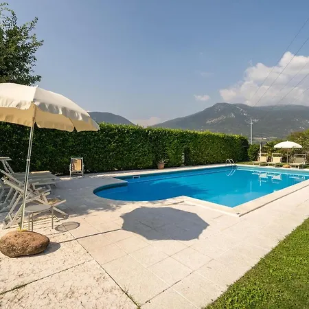 Macchia Rossa Caprino Veronese