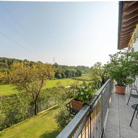 Macchia Rossa Vakantiehuis Caprino Veronese